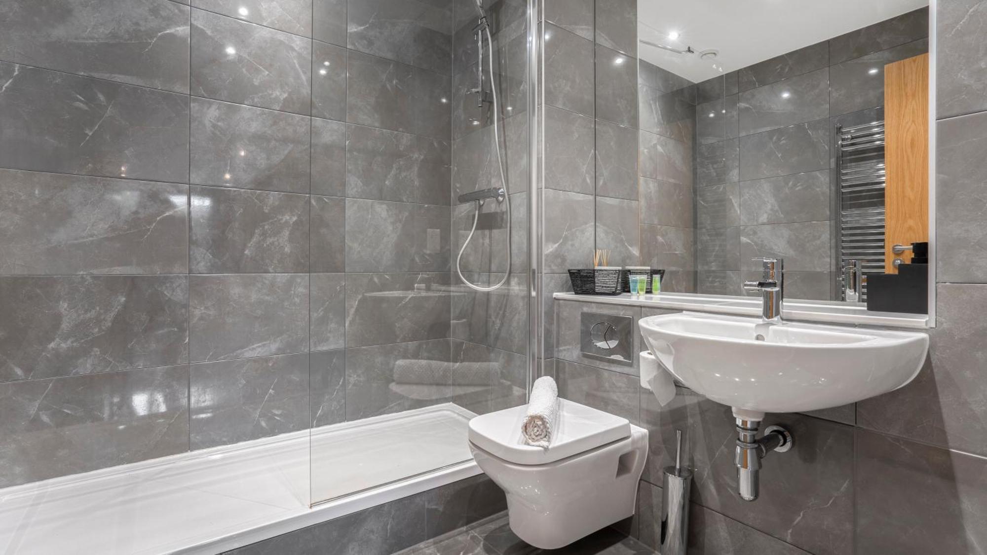 Axium Escape- 2 Bed Apartment, Birmingham City Centre 외부 사진