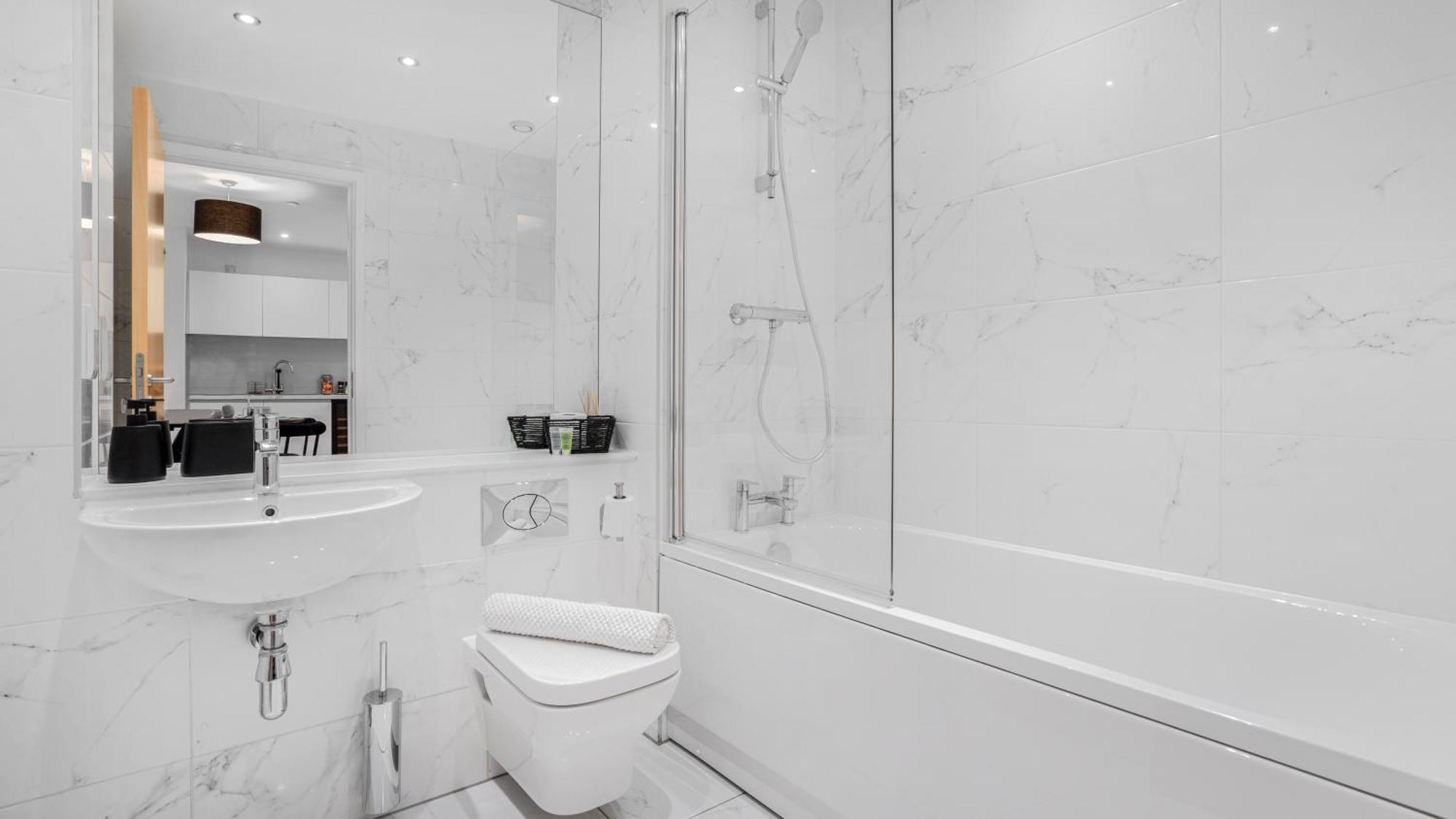 Axium Escape- 2 Bed Apartment, Birmingham City Centre 외부 사진