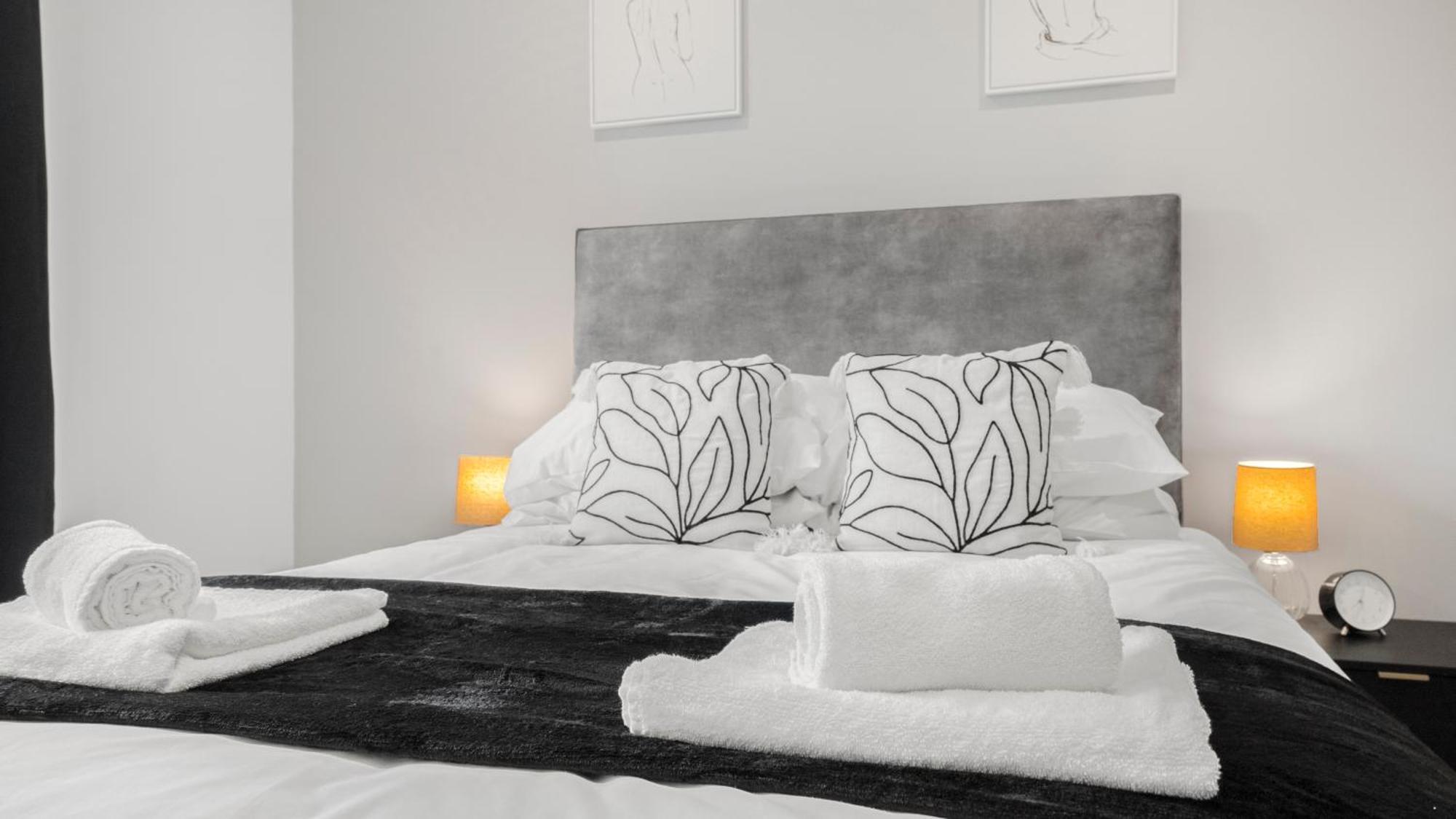 Axium Escape- 2 Bed Apartment, Birmingham City Centre 외부 사진