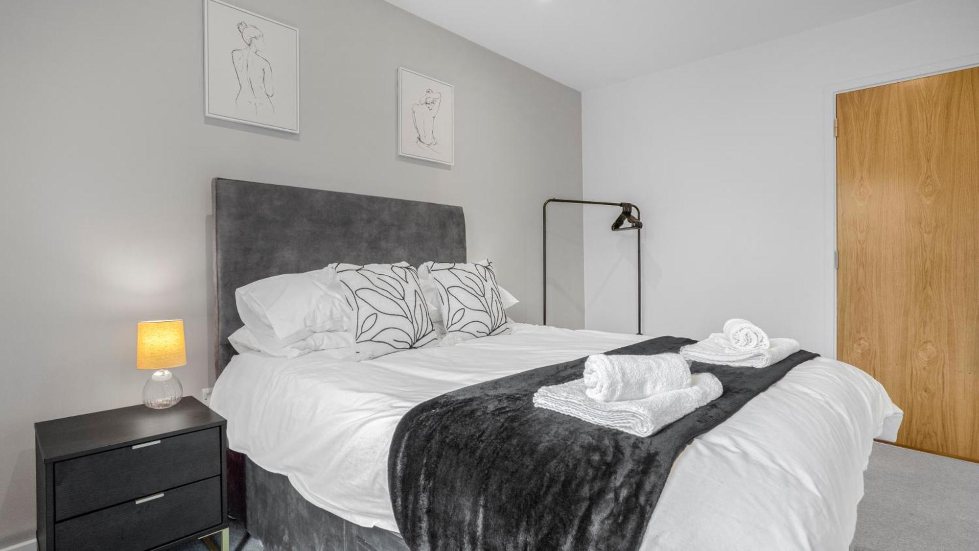 Axium Escape- 2 Bed Apartment, Birmingham City Centre 외부 사진
