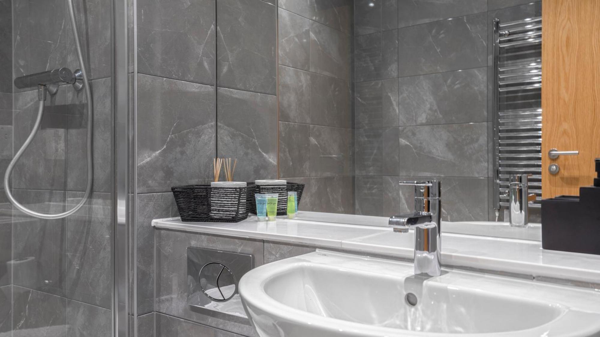 Axium Escape- 2 Bed Apartment, Birmingham City Centre 외부 사진