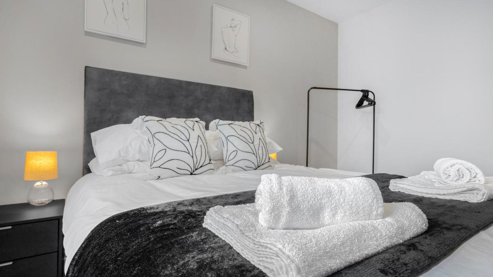 Axium Escape- 2 Bed Apartment, Birmingham City Centre 외부 사진